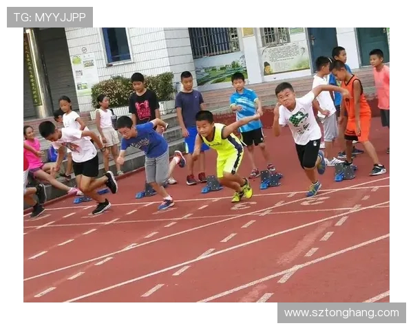 周丽专访：从绿茵场到人生舞台的足球旅程回顾与展望